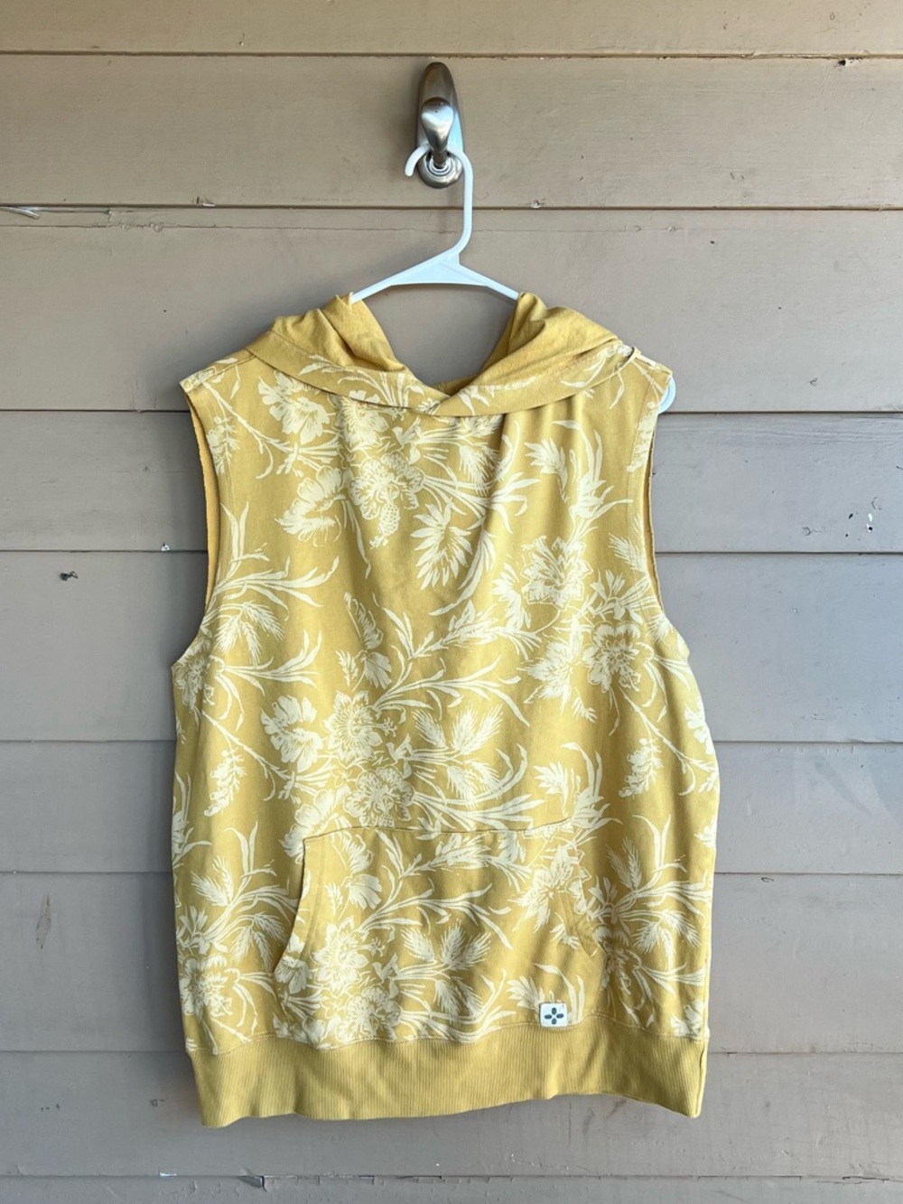 Sun + Stone Men's Regular Fit Tropical Floral Sleeveless Hoodie Size M